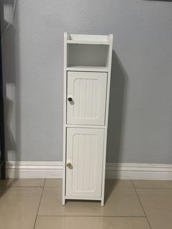 Storage Cabinet With 2 Doors And Adjustable Shelf