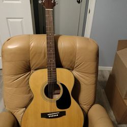 Takamine G-230 Acoustic Guitar