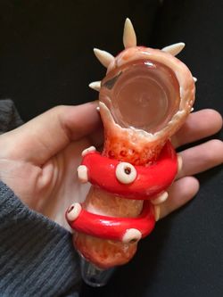 Monster design pipe
