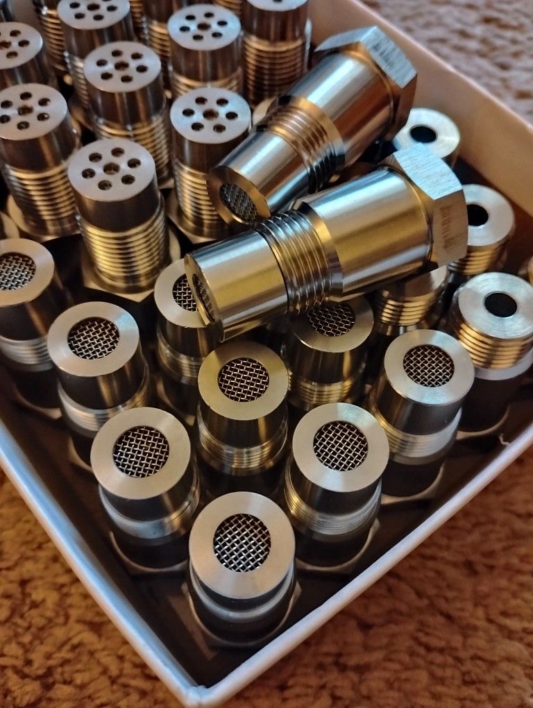 O2 Sensor Defouler Smog Cel Eliminator Oxygen Adapter Spacer