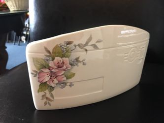Really pretty ceramic letter holder