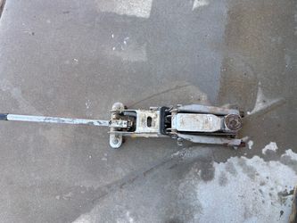 Hydraulic Floor Jack