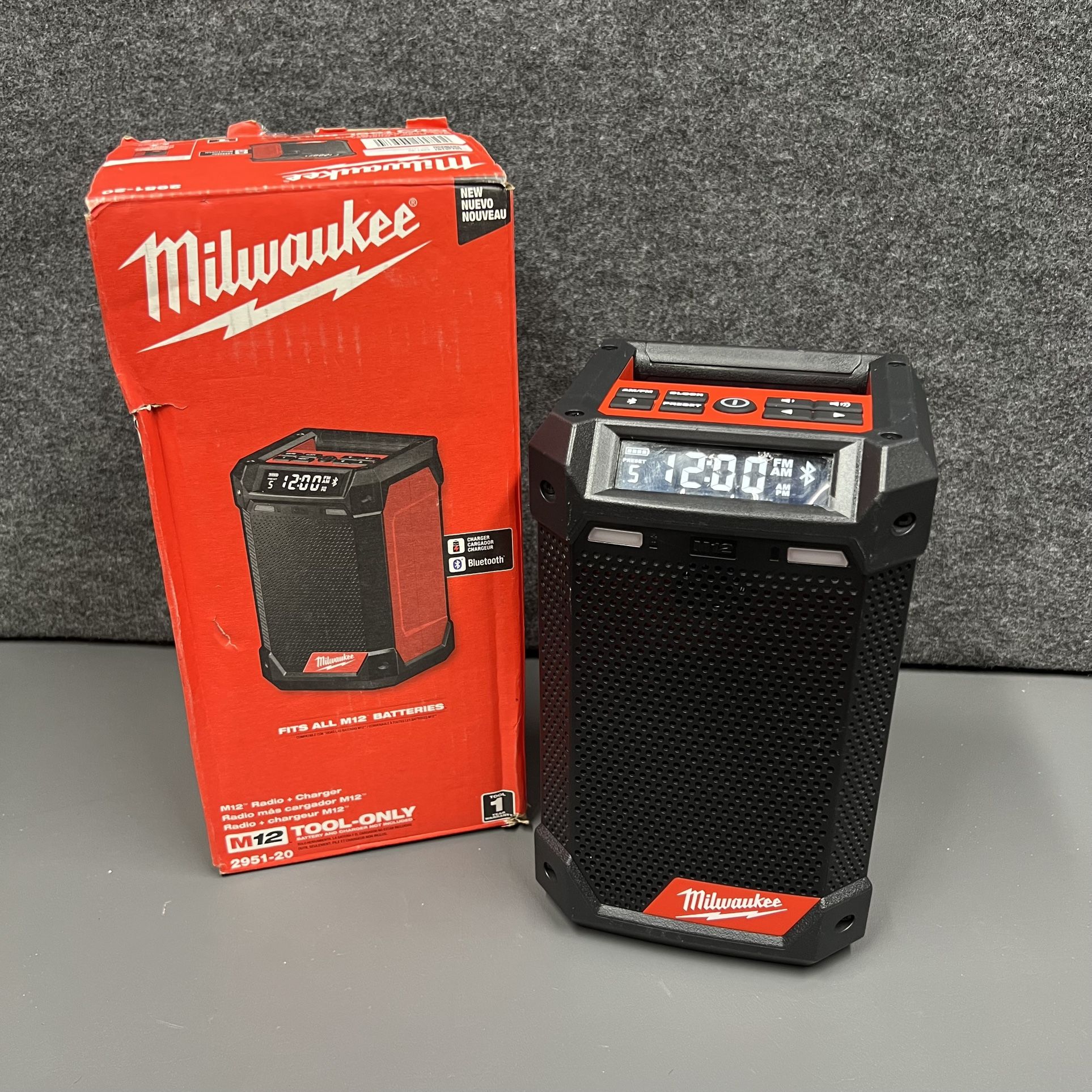 Milwaukee (2951 20) M12 12 Volt Lithium Ion Cordless Bluetooth/AM