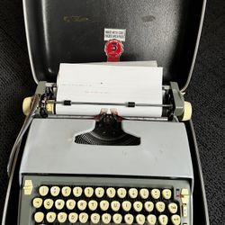 Genuine Typewriter Antique