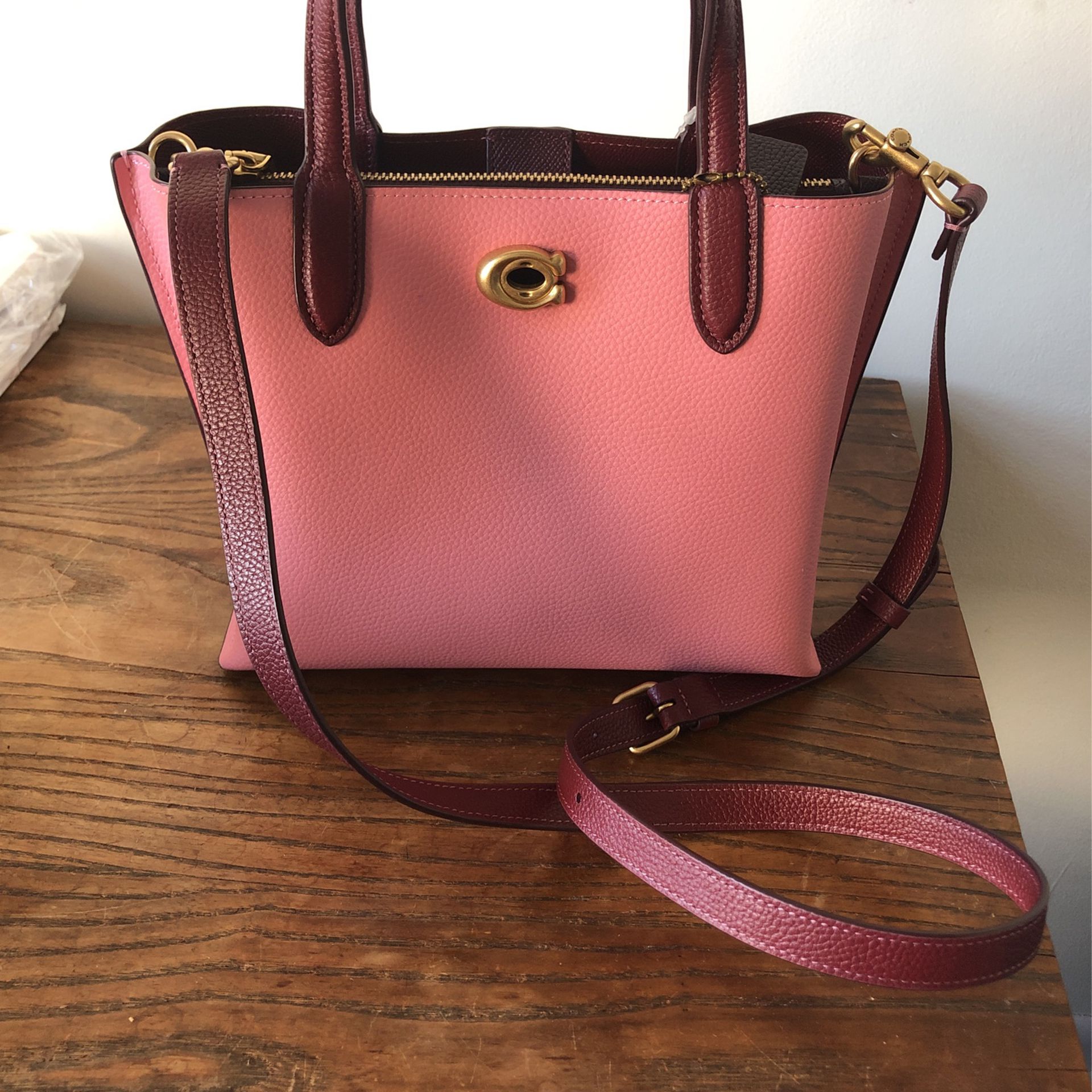 Coach Willow tote  NWT bubblegum Pink 