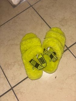 UGG Fluff Yeah Slide Slippers Neon Yellow