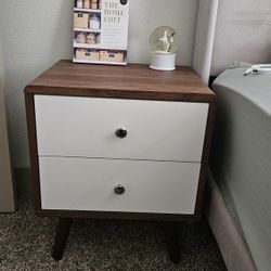 Mid-Century Nighstand Set