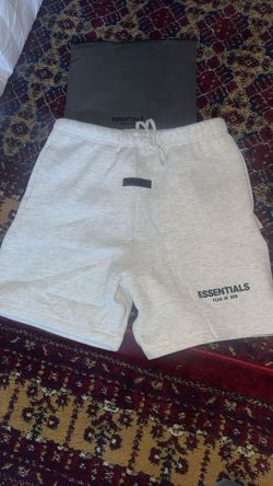 Essentials Short Size Medium