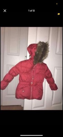 Rothschild Belted Puffer Coat with Faux Fur Trim child Size 5/6 