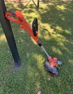 Black & Decker ⚡️🔌 WEED WHACKER