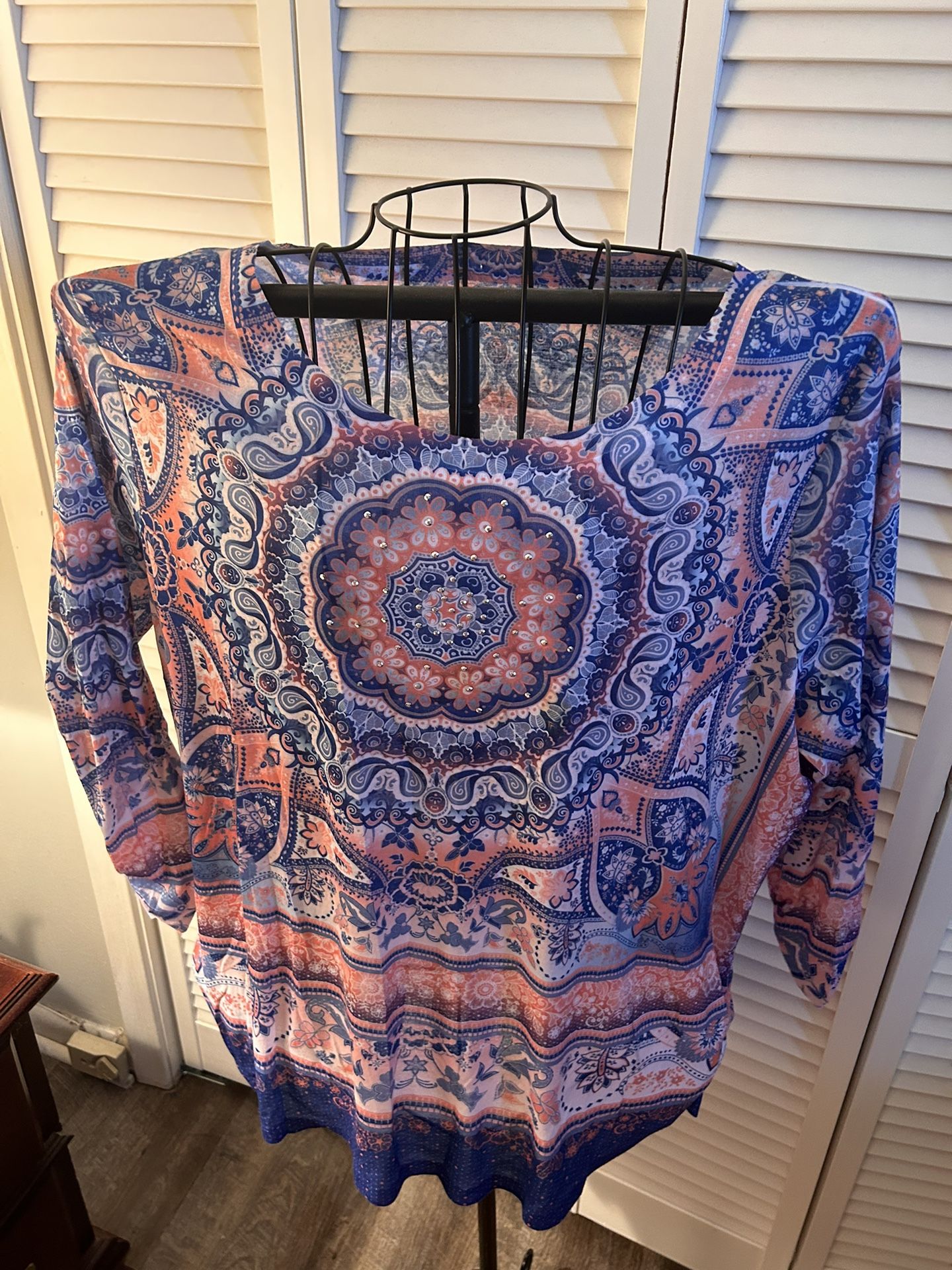 1 X Kim Rogers Blue Multi Color Tunic Style 