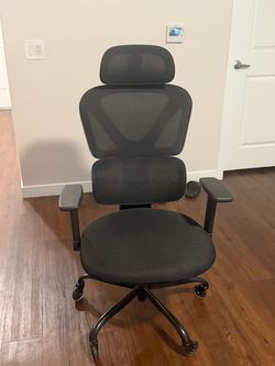Comfy Breathable Ergonomic Task Chair with Headset