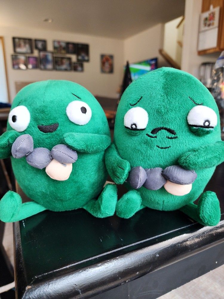 Awkward Yeti Happy/Sad Gallbladder plush with removable elf hats - Hard to find