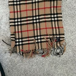 Vintage 90s Burberry Scarve