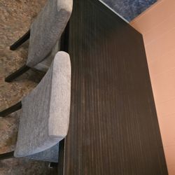 Haverty's Dinning Table