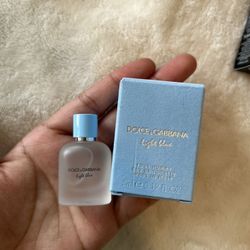 Dolce & Gabbana Light Blue (Men’s) Mini Perfume 
