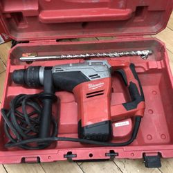 Milwaukee 1-9/16 SDS Plus Hammer Drill