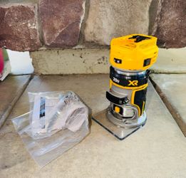 DeWalt 20V MAX XR Cordless Compact Router Tool Only DCW600B