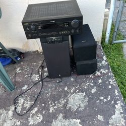 Yamaha Receiver Subwoofer And Speakers 