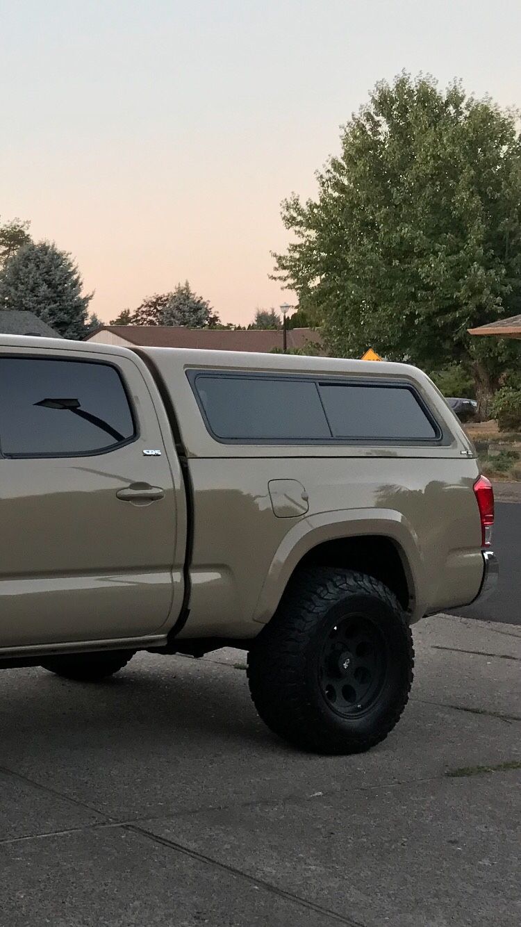 Toyota Tacoma !!CANOPY!!
