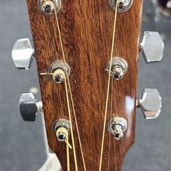 Acoustic Guitar 