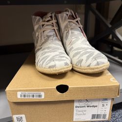 Toms brand wedge shoes size women’s 5.5
