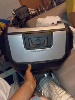 bmw motorrad helmet box