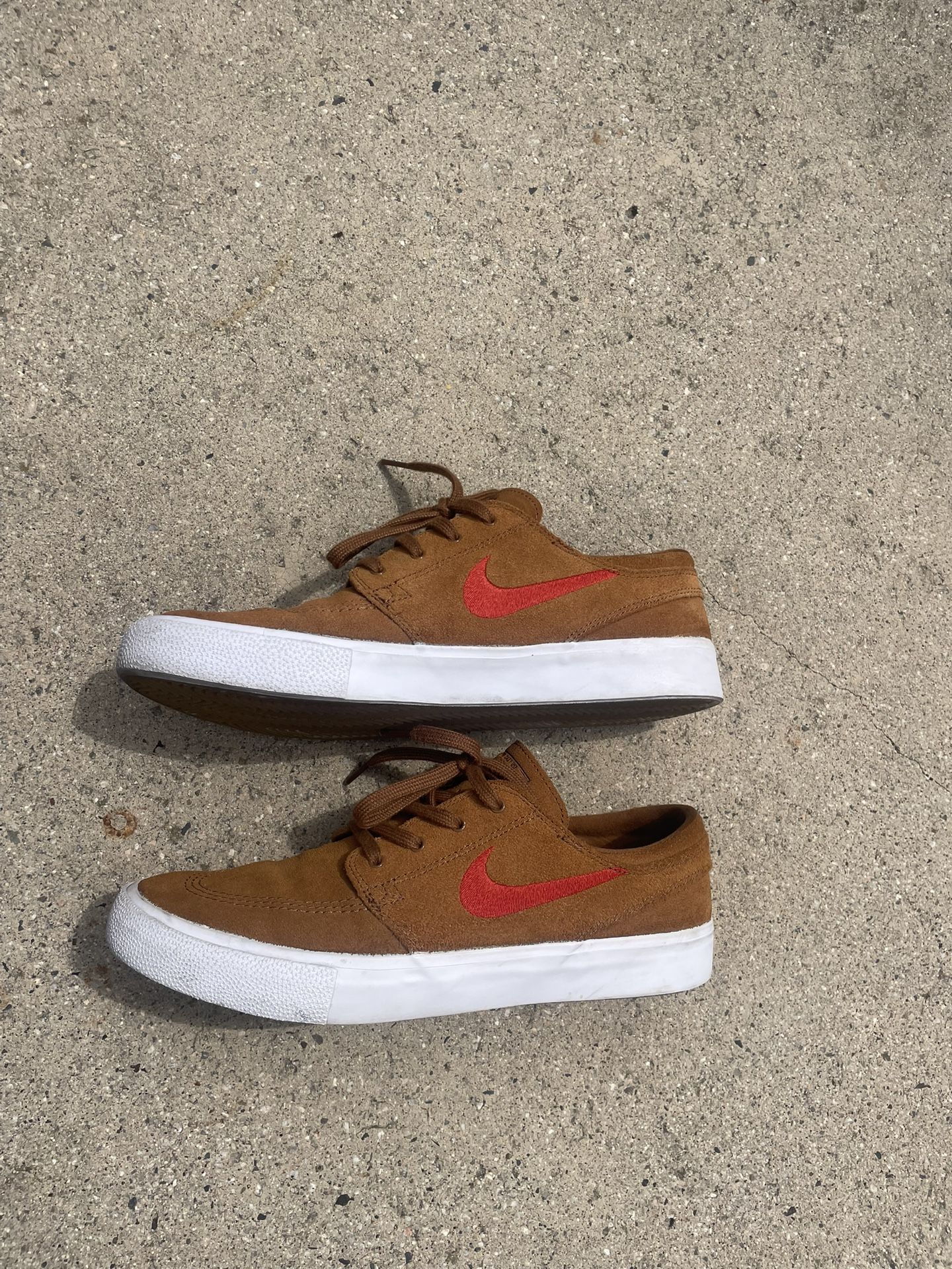 Nike Janoski Shoes Size 9