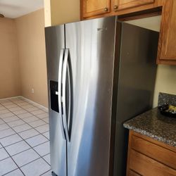 Whirlpool Refrigerator 