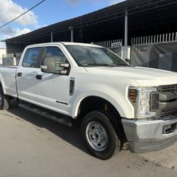2019 FORD F250 CrewCab 4wd Diesel 