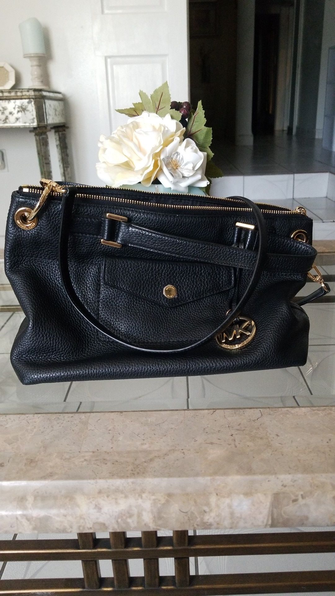 Mk bag leather medium michael kors