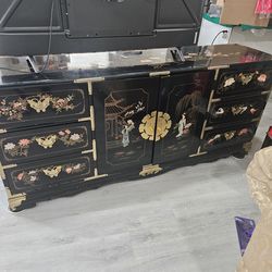 Oriental style buffet cabinet