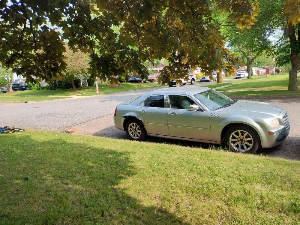 2005 Chrysler 300