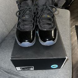 Gamma Blue 11s Size 9