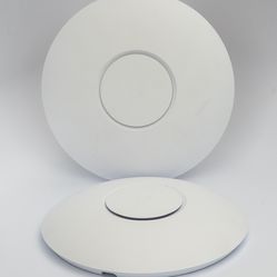 2 Wireless Access Points