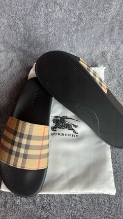 Burberry slides 8’5men