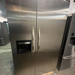 Viking 48” Built In Refrigerator 2yr Warranty