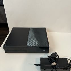 Not tested XBox one + power cord NO Controller