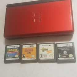 Nintendo DS Lite red complete with 4 games use very good condition