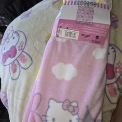 Hello Kitty Toddler Blanket 