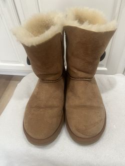 UGG AUSTRALIA BAILEY BUTTON BOOTS