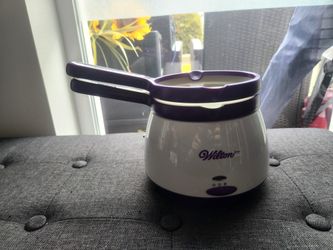 Wilton Candy Melting Pot