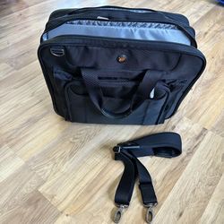 New Targus Laptop Bag – Black with Shoulder Strap