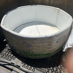 Saluspa Hot Tub