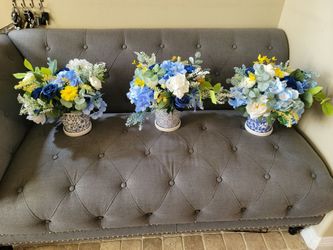 3 Blue Wedding Floral Arrangements