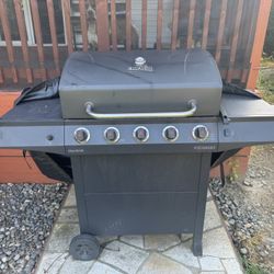 PERFORMANCE AMPLIFIRE 5-BURNER GAS GRILL