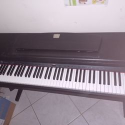 Like New---Williams Overture 88-key Electric Piano
