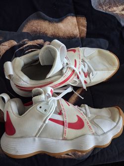 Boys Red/white/cream Jordans size 5