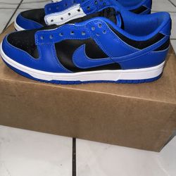 Dunk Low SZ 8