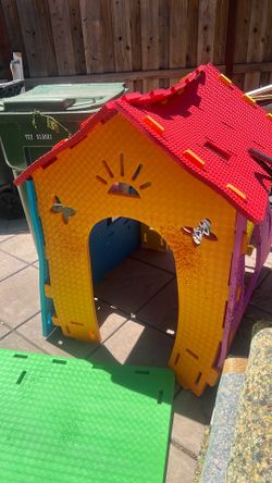 Play house